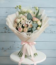 Букет цветов из:  Розы и Лизиантусы в Верх-Туле