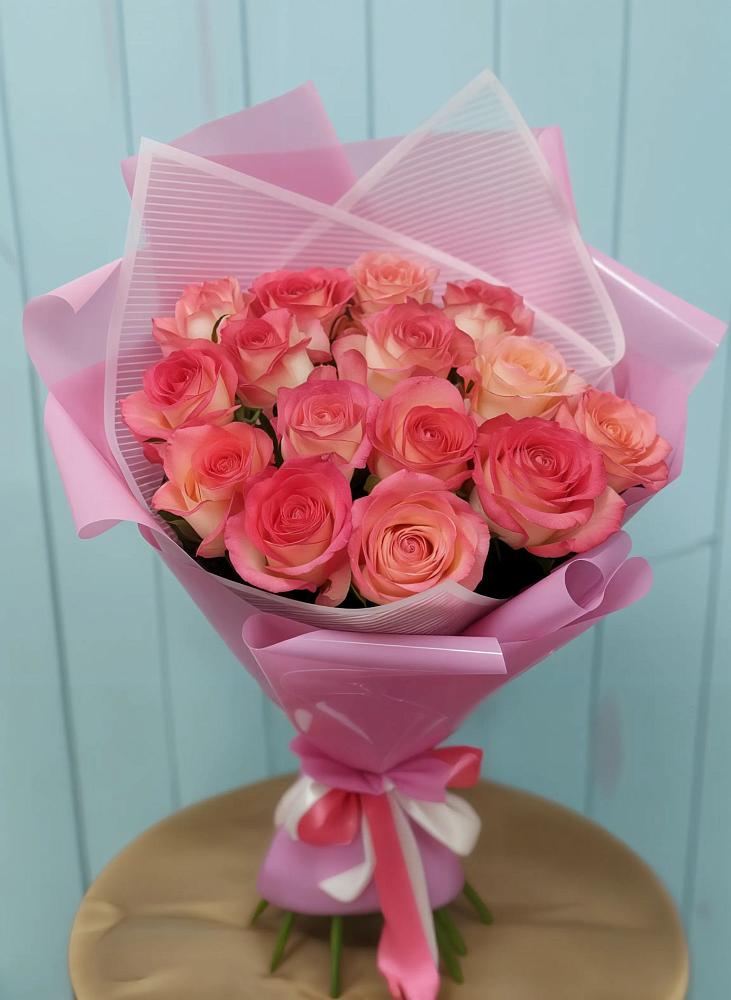 Букет 15 Розовых роз Равель в Верх-Туле