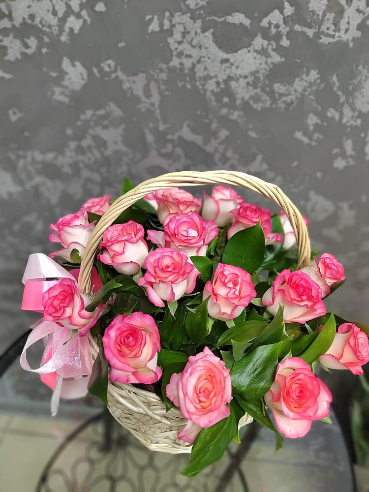 Цветочная композиция из Розы в корзине в Верх-Туле