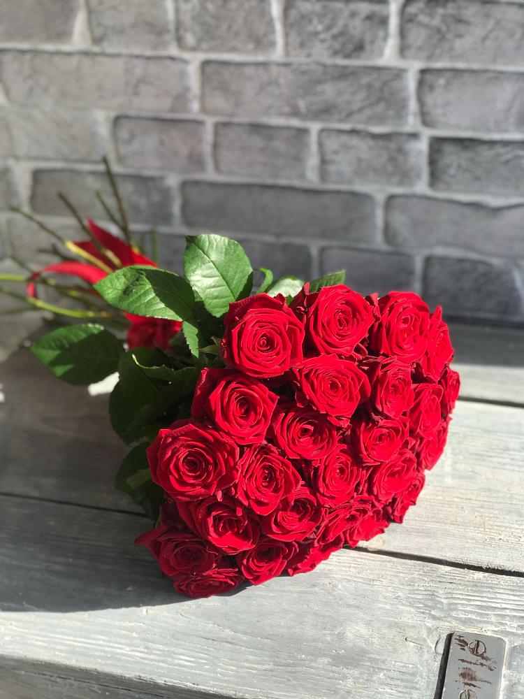 Букет Красные розы Фридом в Верх-Туле