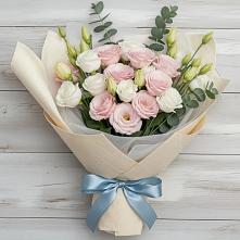 Букет цветов из:  Лизиантусы #REPLACE_PRED# Верх-Туле