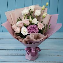 Букет цветов из:  Розы и Лизиантусы в Верх-Туле