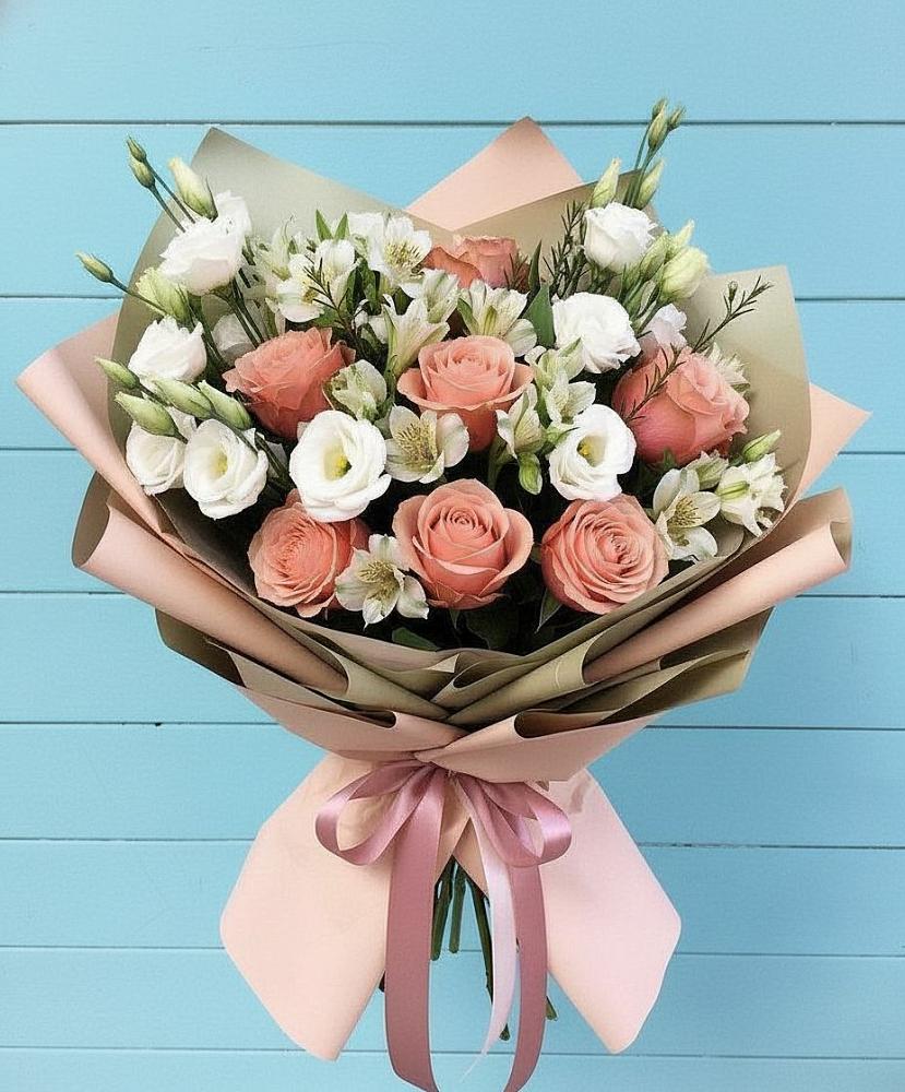 Букет цветов из: Розы, Альстромерии и Лизиантусы в Верх-Туле