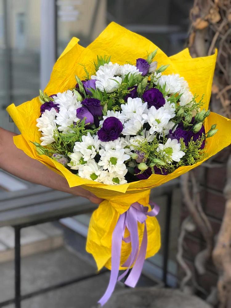 Букет цветов из: Ирисы, Хризантемы и Ромашки в Верх-Туле