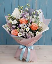 Букет цветов из:  Лизиантусы, Розы, Альстромерии и Гипсофила в Верх-Туле