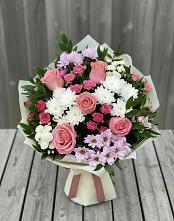 Букет цветов из:  Альстромерии, Гвоздики, Розы и Хризантемы #REPLACE_PRED# Верх-Туле