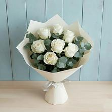 Букет Белые розы в Эвкалипте в Верх-Туле